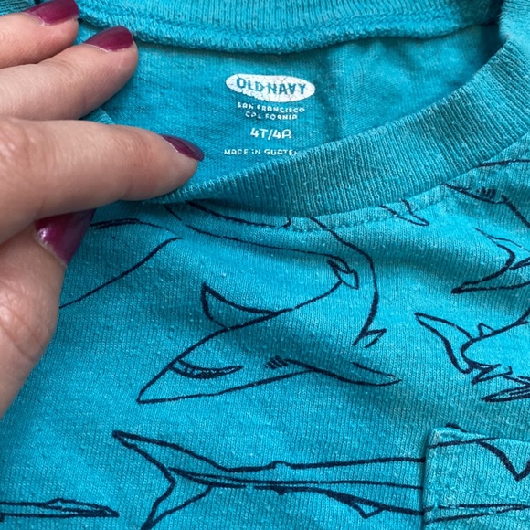 Bundle of 4 boys t-shirts, size 4T - Picture 6 of 8